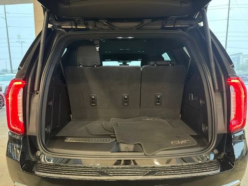 Used 2022 GMC Yukon Denali AWD/4WD image 21