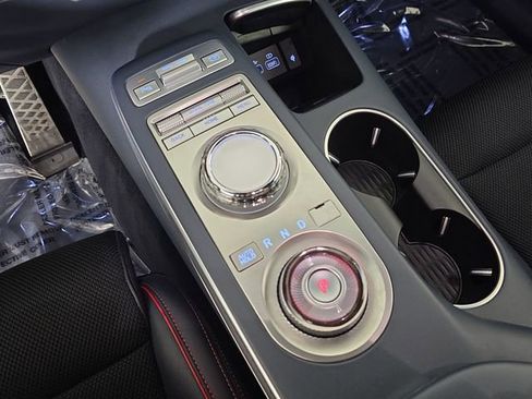 Used 2023 Genesis GV70 2.5T w/ Sport Prestige Package image 33