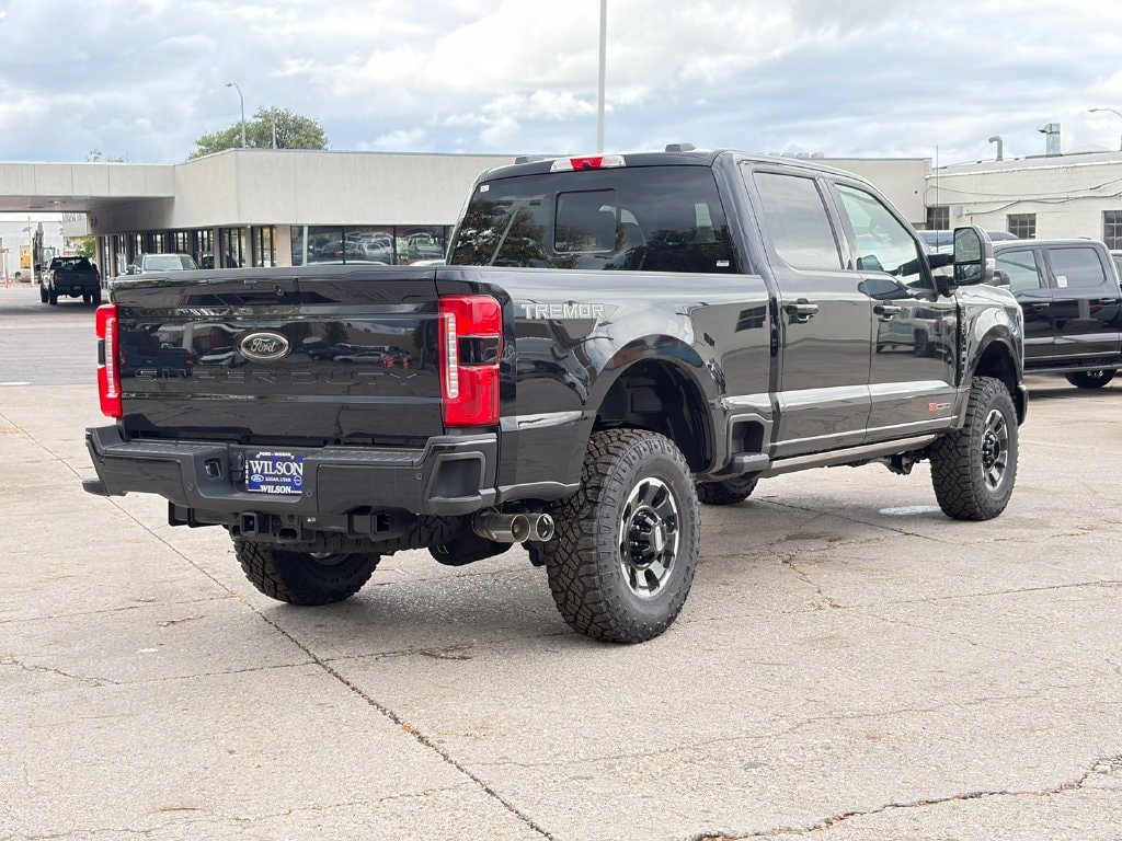 New 2026 Ford F350 Lariat w/ Tremor Off-Road Package AWD/4WD image 5