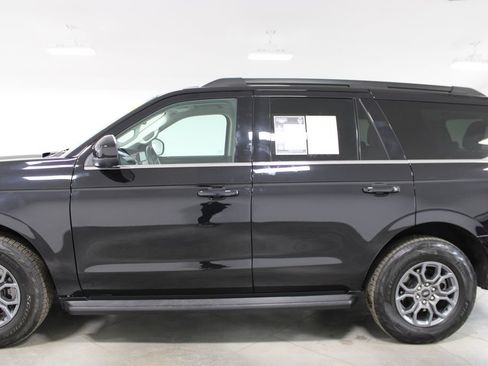 Used 2025 Ford Expedition Active RWD image 6