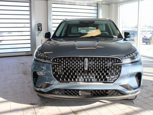 New 2026 Lincoln Aviator Premiere image 57