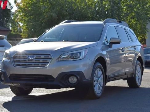 Used 2015 Subaru Outback 2.5i Premium AWD/4WD image 8