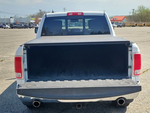 Used 2016 RAM 1500 Laramie Longhorn w/ Convenience Group AWD/4WD image 17