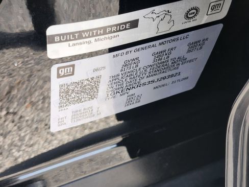 Used 2025 GMC Acadia Elevation image 34