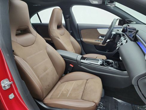 Certified 2025 Mercedes-Benz CLA 250 4MATIC image 20