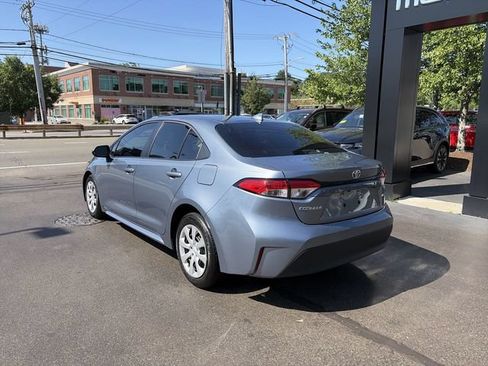 Used 2024 Toyota Corolla LE FWD image 6