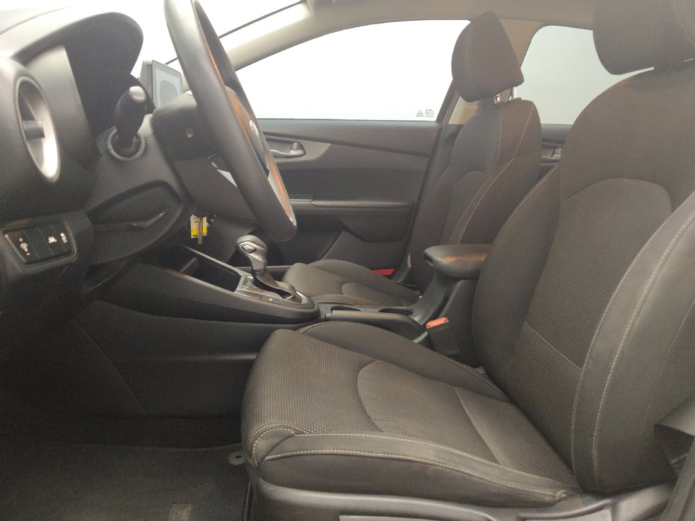 Used 2019 Kia Forte LXS FWD image 17