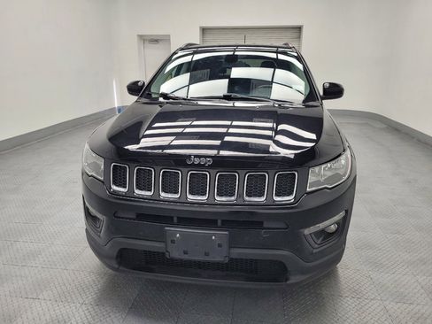 Used 2019 Jeep Compass Latitude w/ Cold Weather Group image 15