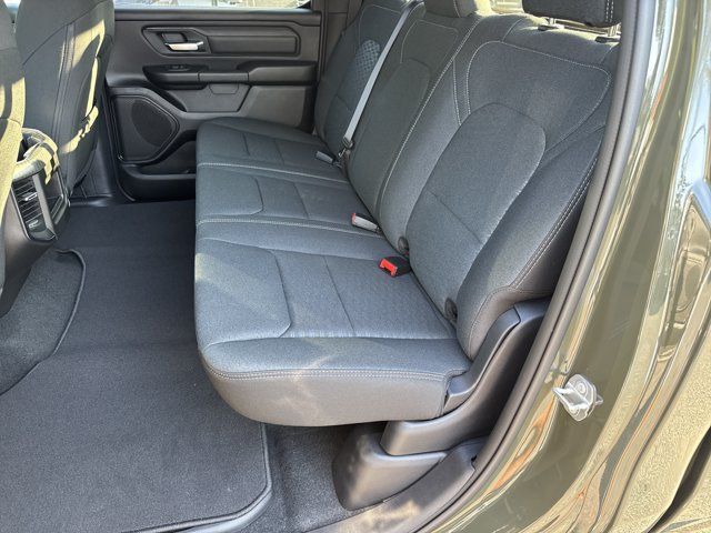 New 2026 RAM 1500 Express AWD/4WD image 19