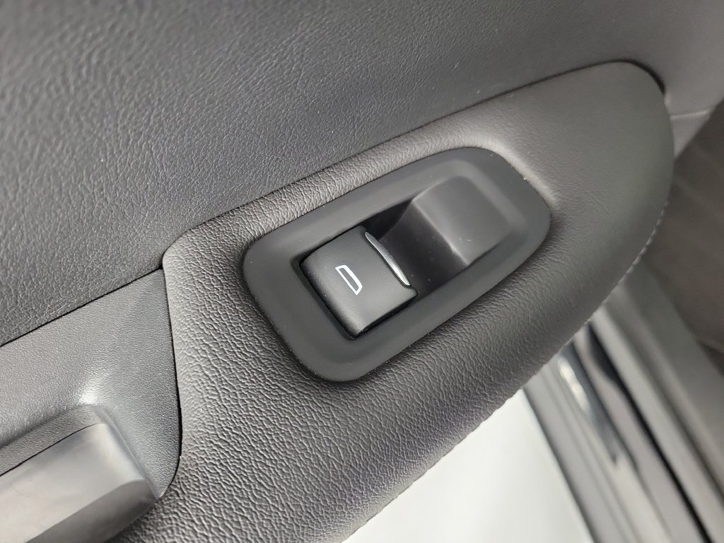 Used 2023 Cadillac XT5 Premium Luxury FWD image 15