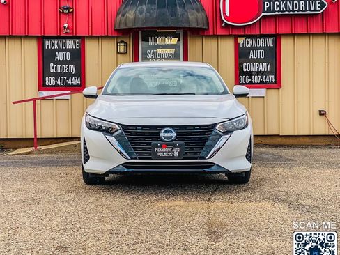 Used 2025 Nissan Sentra SV FWD image 3
