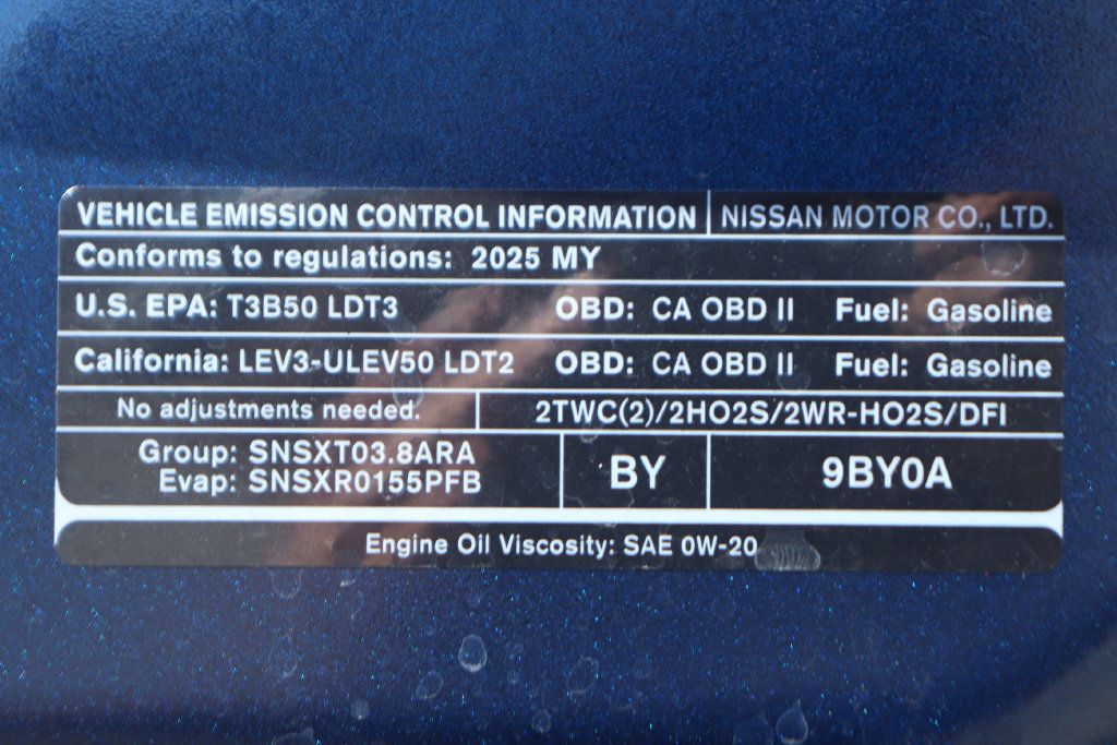 Used 2025 Nissan Frontier SV RWD image 13