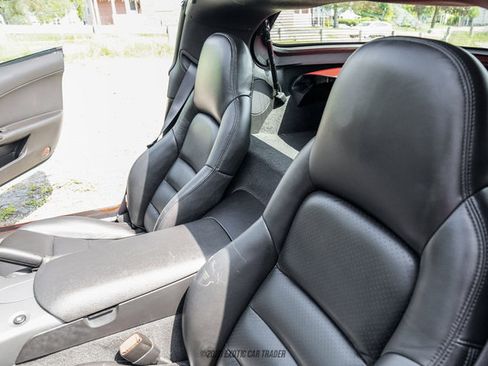 Used 2007 Chevrolet Corvette Coupe w/ Preferred Equipment Group RWD image 38