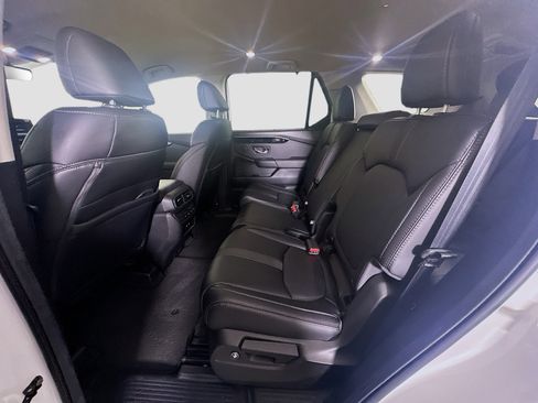 Used 2025 Honda Pilot EX-L image 29
