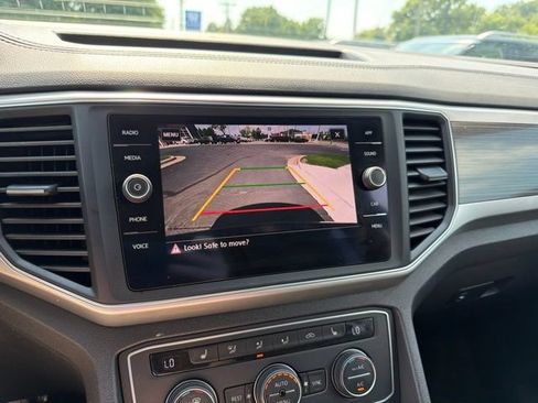 Used 2019 Volkswagen Atlas SE FWD image 16
