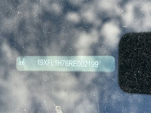 Certified 2024 Honda Civic EX-L image 3