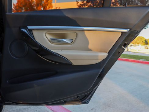 Used 2018 BMW 330i Sedan image 11