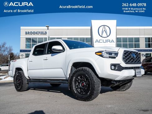 Used 2023 Toyota Tacoma TRD Sport image 1
