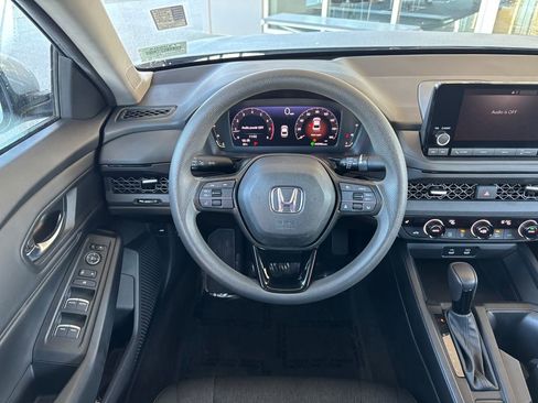 Used 2023 Honda Accord EX image 9