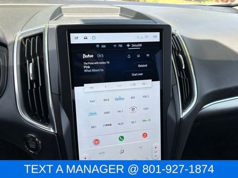 Used 2022 Ford Edge Titanium AWD/4WD image 21