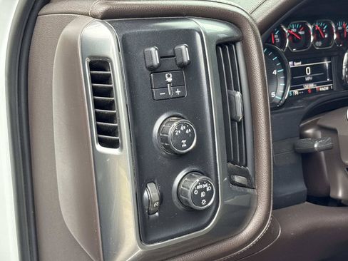 Used 2016 Chevrolet Silverado 2500 LTZ w/ Duramax Plus Package AWD/4WD image 20