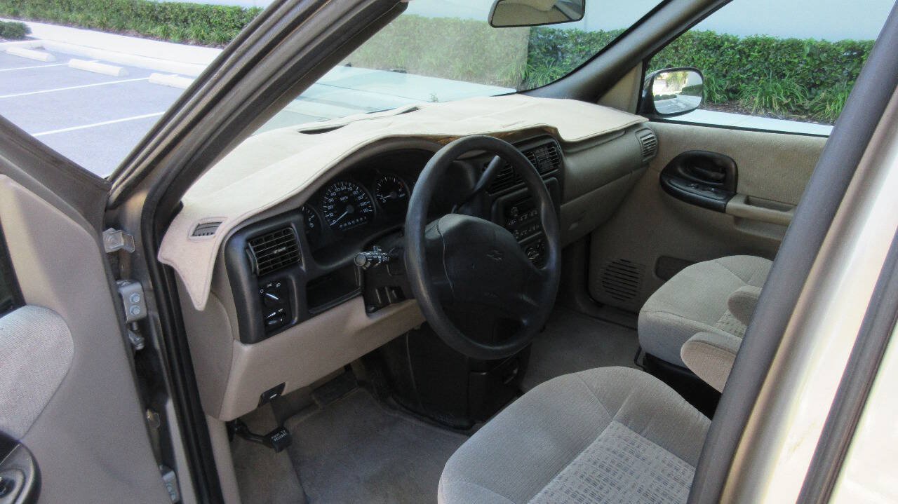 Used 2002 Chevrolet Venture Plus FWD image 10