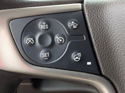 Used 2018 GMC Yukon Denali w/ Denali Ultimate Package image 17