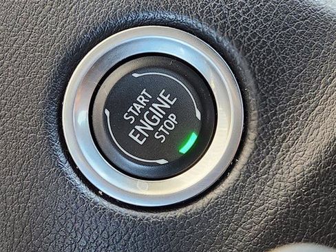 Used 2022 Cadillac XT4 Sport w/ Enhanced Visibility Package image 17