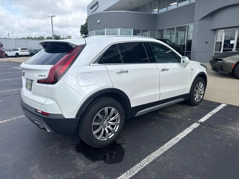 Used 2019 Cadillac XT4 Premium Luxury w/ Cold Weather Package FWD image 4