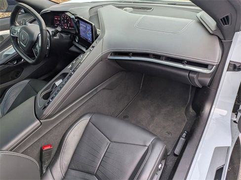 Certified 2021 Chevrolet Corvette Stingray Preferred Cpe w/ Z51 Performance Package image 36