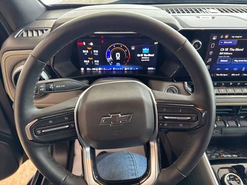 Used 2024 Chevrolet Colorado ZR2 w/ ZR2 Convenience Package III image 20