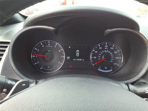 Used 2016 Kia Forte SX w/ SX Premium Technology Package image 10