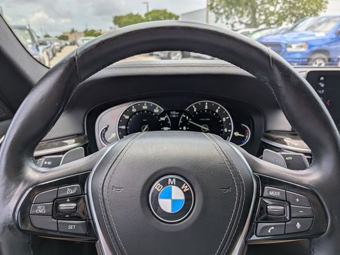 Used 2017 BMW 540i xDrive AWD/4WD image 27