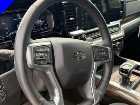 Used 2025 Chevrolet Silverado 1500 RST AWD/4WD image 20