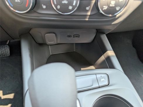 New 2026 Chevrolet Trax LS w/ LS Convenience Package FWD image 19
