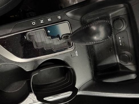 Used 2010 Hyundai Tucson GLS w/ Popular Equipment Pkg 2 FWD image 36