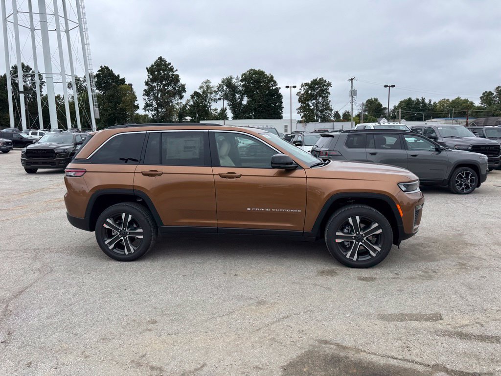 New 2027 Jeep Grand Cherokee Limited AWD/4WD image 5