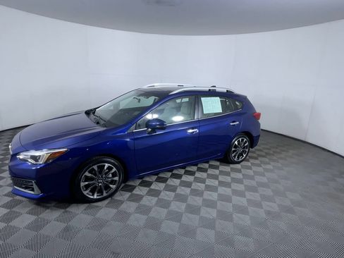 Used 2023 Subaru Impreza 2.0i Limited image 4