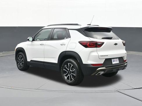 Used 2025 Chevrolet TrailBlazer ACTIV FWD image 9