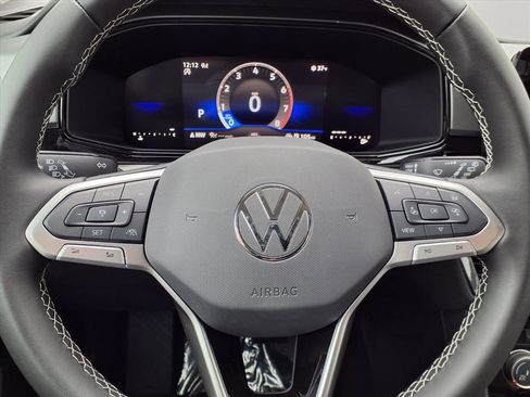 New 2026 Volkswagen Taos S image 10