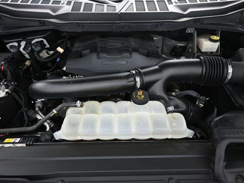 Used 2022 Ford F150 Lariat w/ Max Trailer Tow Package image 39