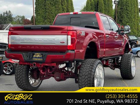 Used 2017 Ford F250 Platinum w/ Platinum Ultimate Package AWD/4WD image 4