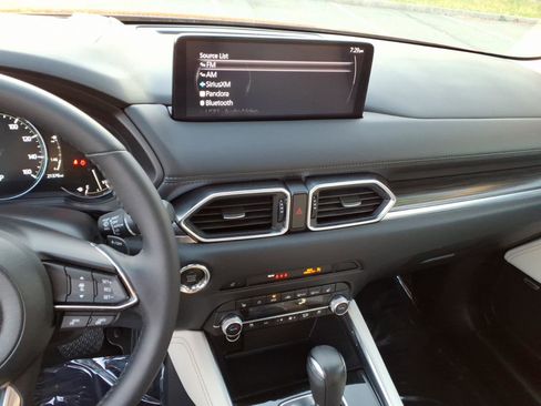 Used 2023 MAZDA CX-5 AWD 2.5 S w/ Premium Plus Pkg image 9