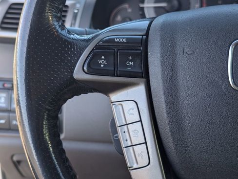 Used 2016 Honda Odyssey Touring image 19