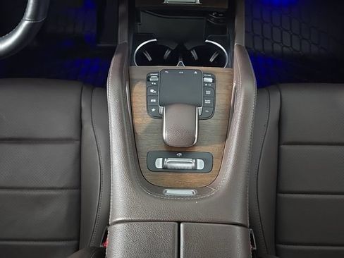 Certified 2022 Mercedes-Benz GLS 450 4MATIC image 24