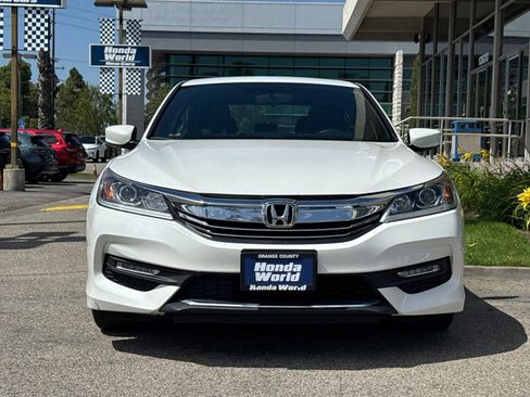 Used 2016 Honda Accord Sport image 3
