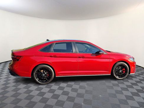 Used 2025 Volkswagen Jetta GLI Autobahn FWD image 7