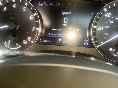 Used 2023 Nissan Frontier SV w/ SV Premium Package image 6