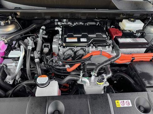 Certified 2025 Toyota bZ4X AWD image 22