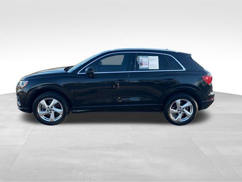Used 2020 Audi Q3 2.0T Premium w/ Convenience Package image 2